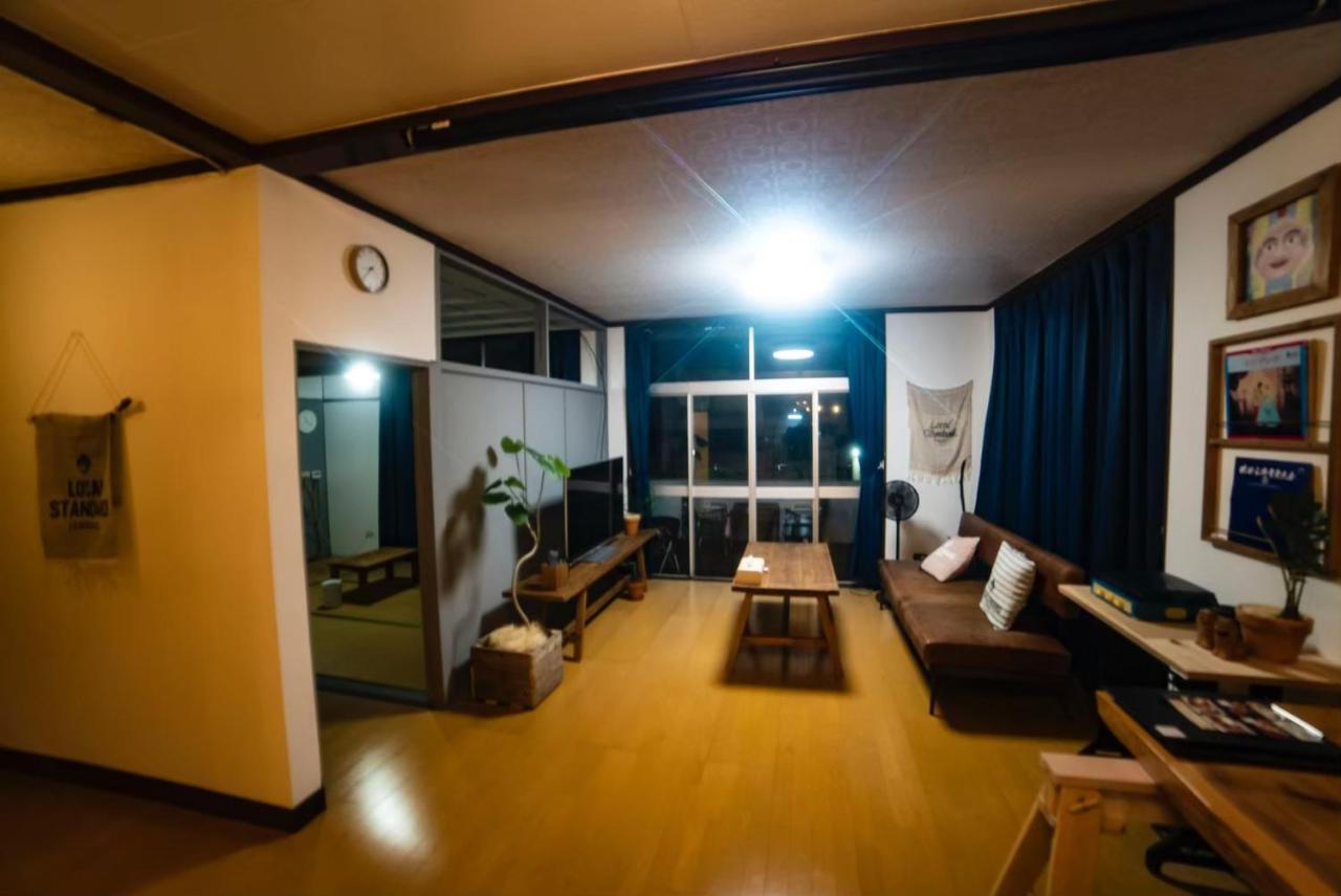美崎の宿　バーローン Ishigaki  Bagian luar foto